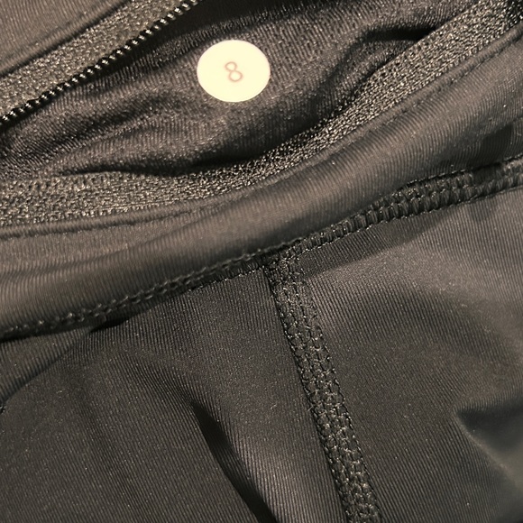 Lululemon Inspire Crop II *Luxtreme in Black size 8 - Picture 5 of 10
